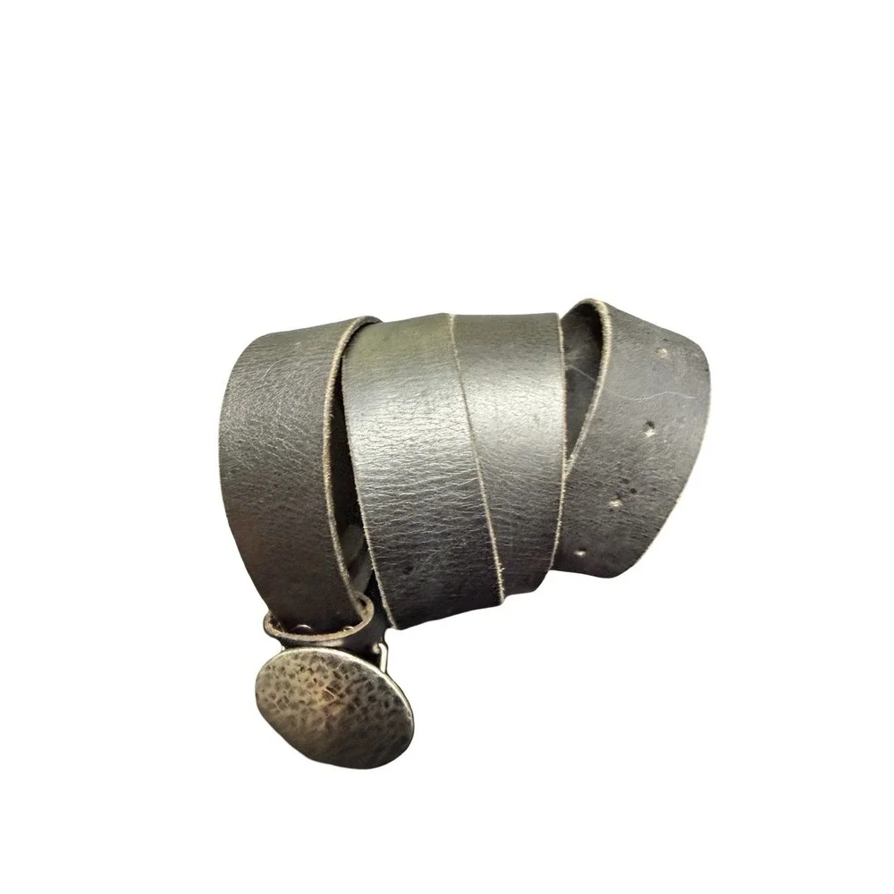 Stamp 10 black leather belt size‎ XL silver tone hammered buckle